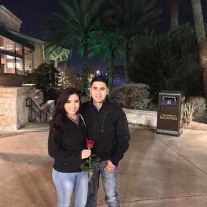 Meet your Posher, Cesar